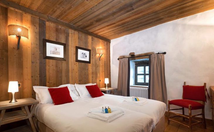 The Farmhouse, Val dIsere, Double Bedroom